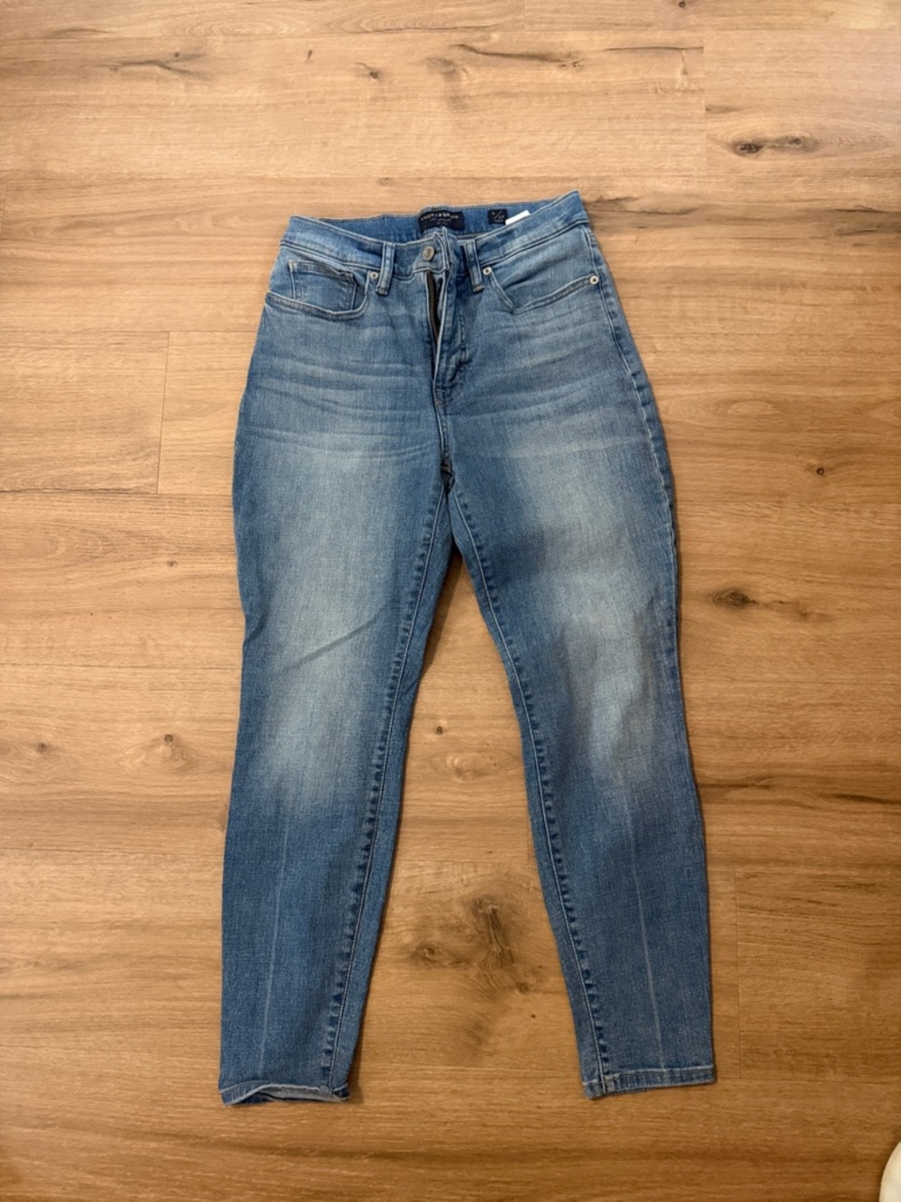 Lucky Brand Women's Medium Blue Skinny Jeans